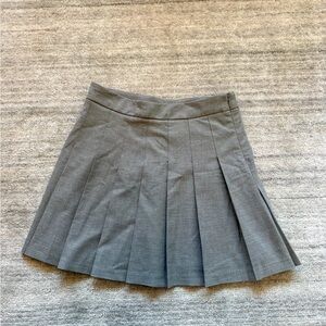 Sunday Best Aritzia Gray Pleated Mini Skirt Small
